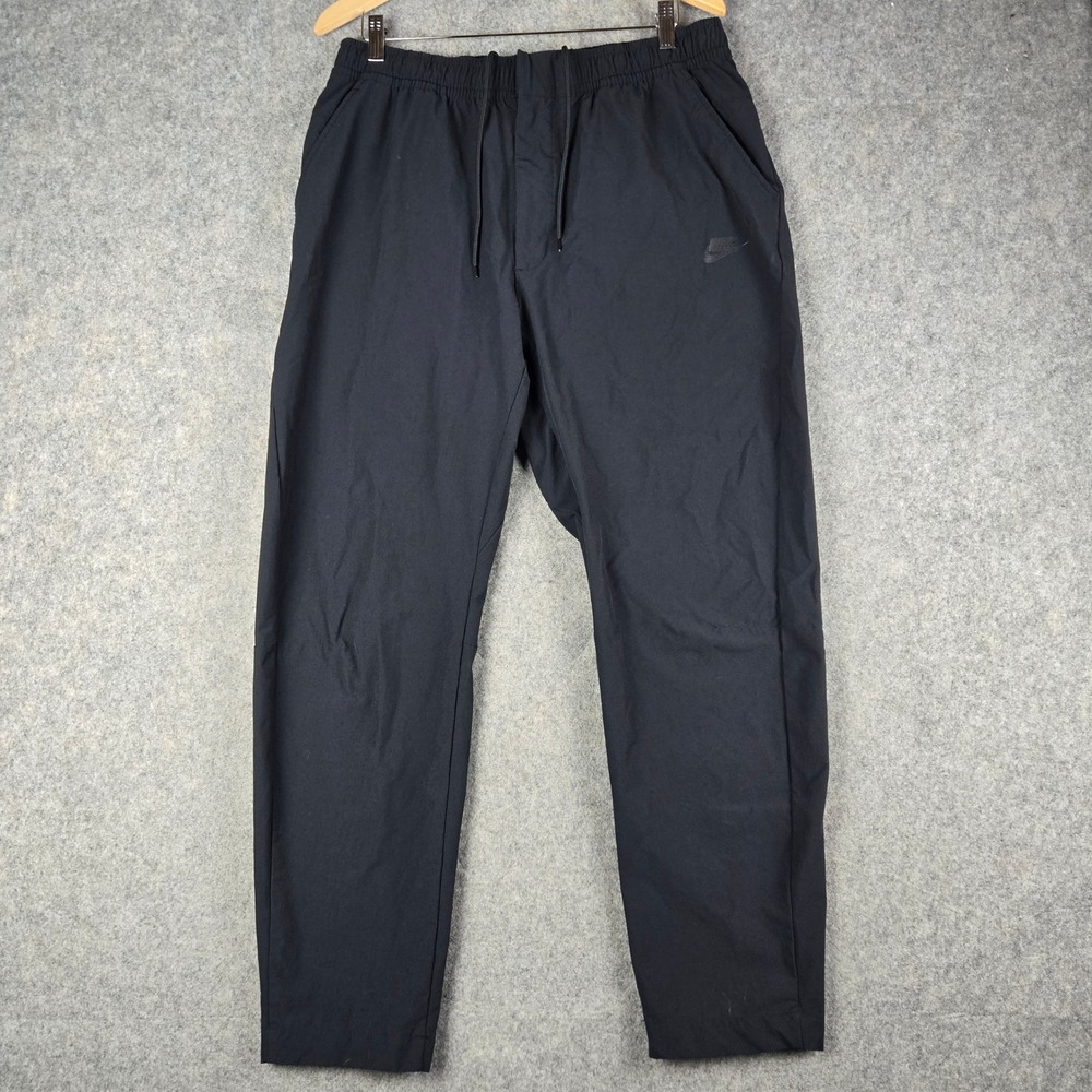 Nike Sportswear Woven Pants Mens XL Black Tapered Tech Track Joggers Lightweight